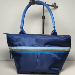 NWOT Adrienne Vittadini insulated lunch tote with three-piece container set